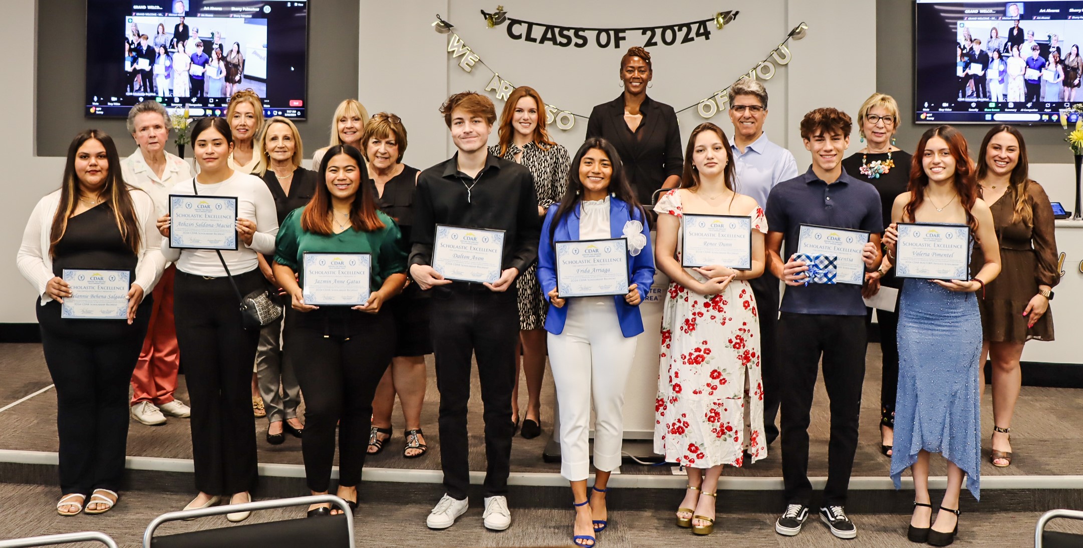 CDAR Awards Scholarships to Local High School Seniors in Greater Palm